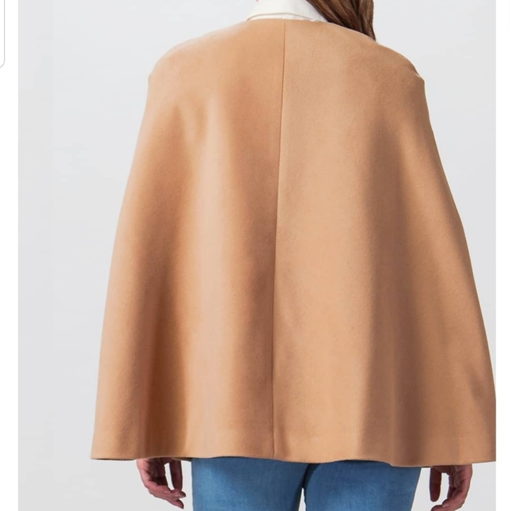 🤎Classic Camel Colored Cape with Pockets😍 Limited quantities available🤎 - Picture 5 of 16